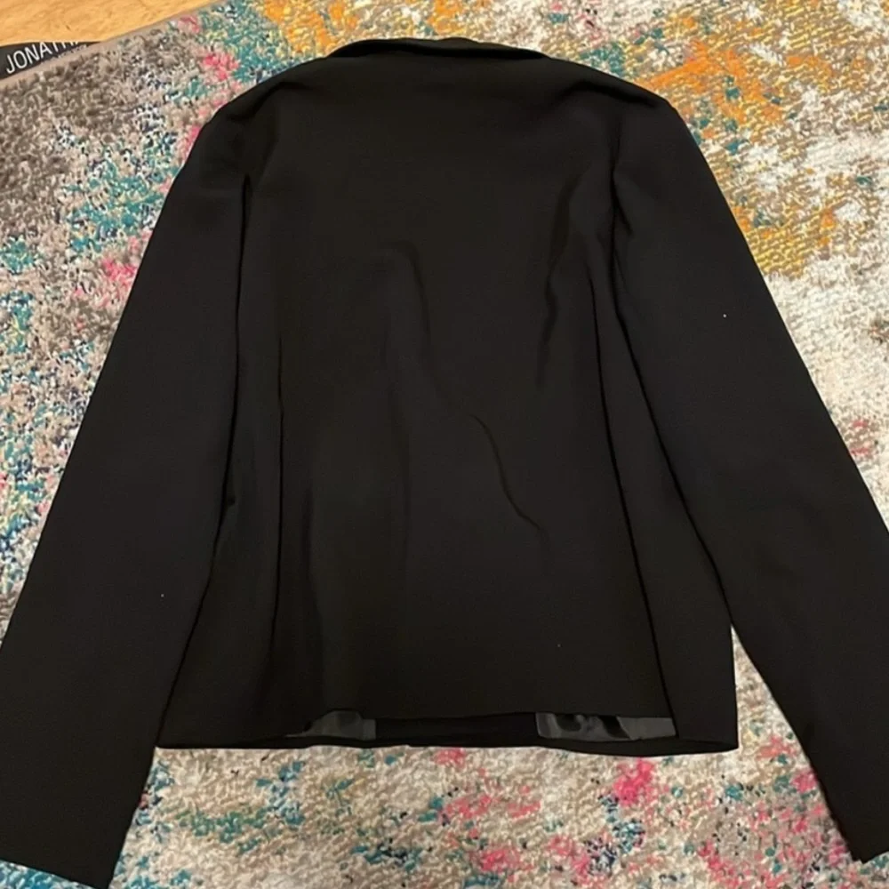 Twinset Black Emblem Blazer, size Small/16y NWT - Picture 4 of 6